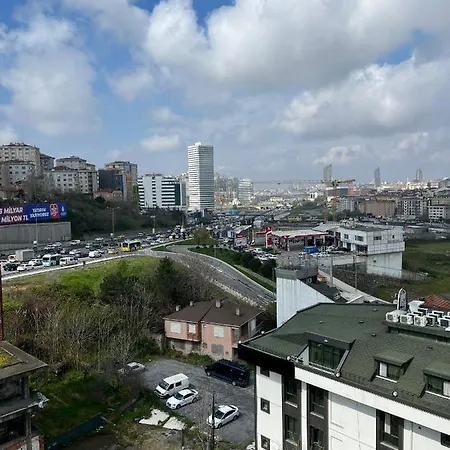 Отель Near 3*