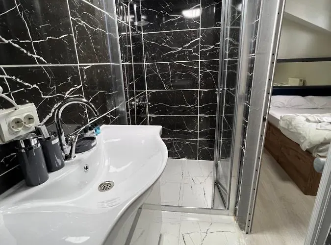 Near ホテル イスタンブール